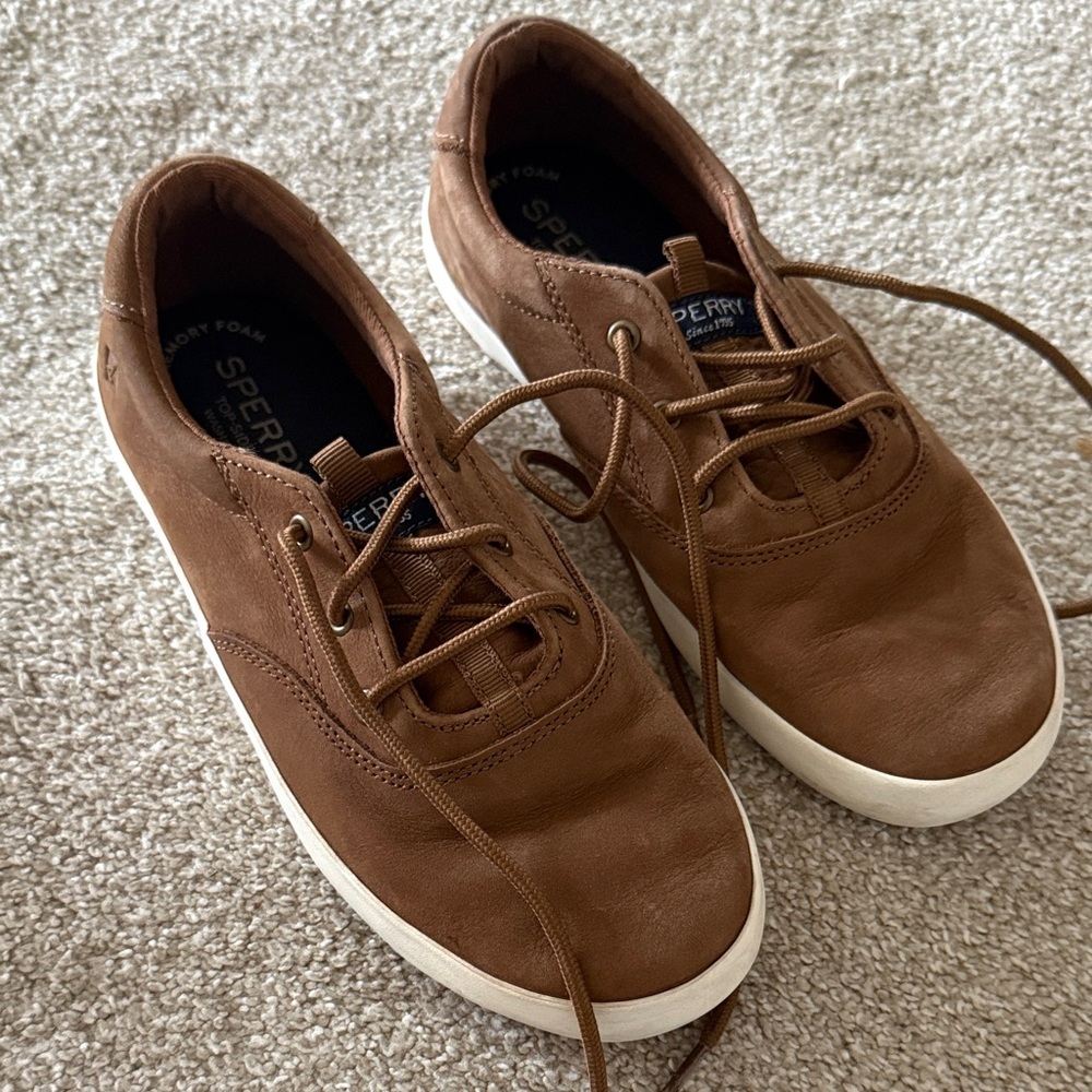 Sperry Kids Brown Leather Sneaker - Casual Comfort
